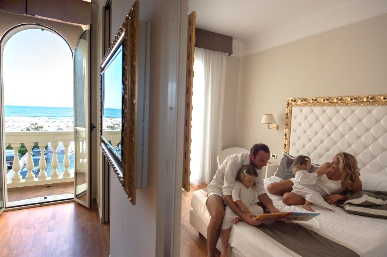 Novecento Suite Hotel Riccione Extérieur photo